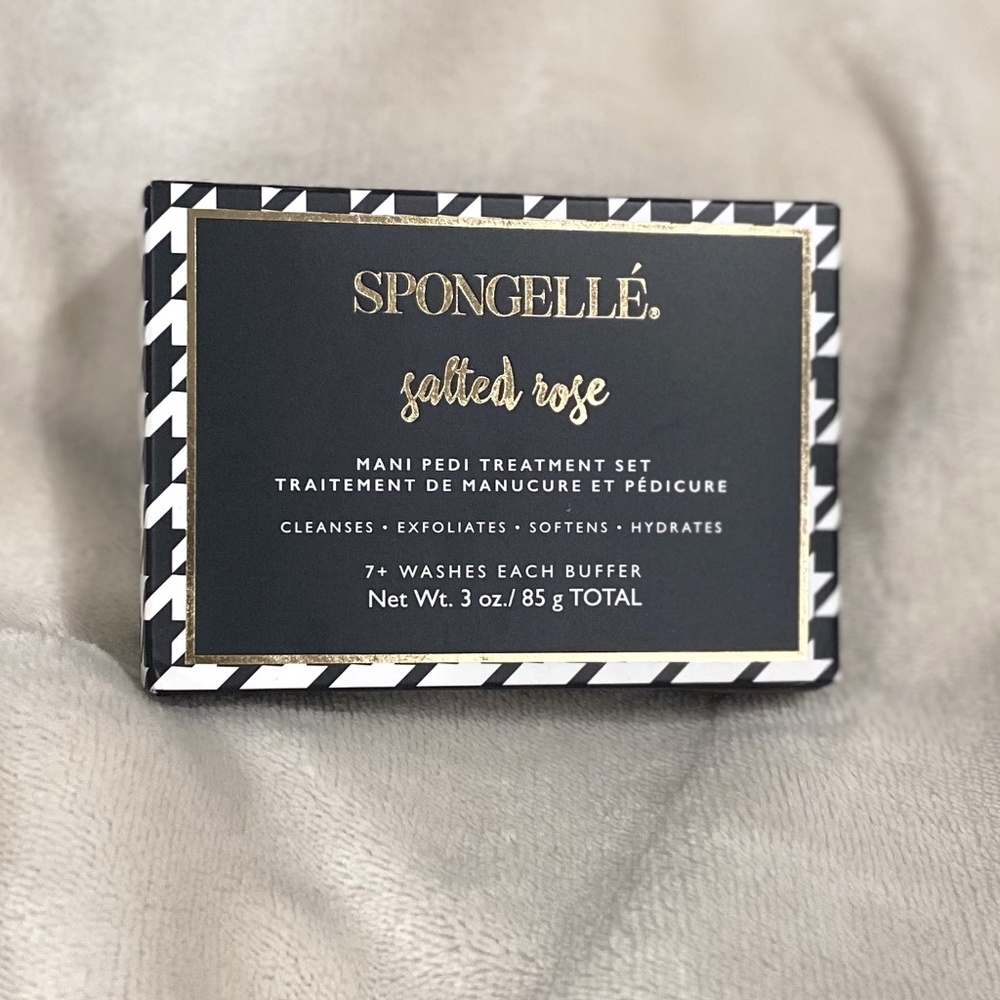 NEW - SPONGELLE Mani Pedi Treatment Set